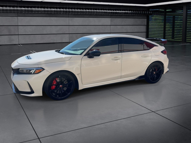 2024 Honda Civic Type R in Cars & Trucks in Calgary - Image 4