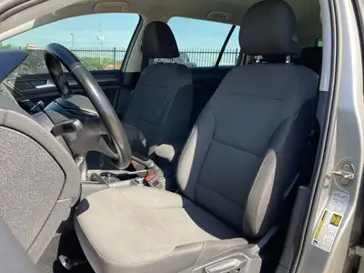 2019 Volkswagen Golf SportWagen Comfortline MANUAL, View more
