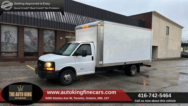 2015 GMC Savana Commercial Cutaway 4500 HEAVY DUTY AND READY FOR in Cars & Trucks in City of Toronto