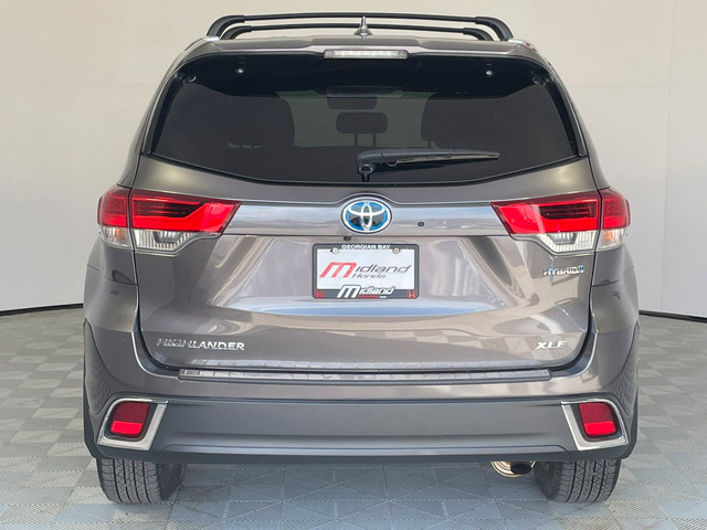 2017 Toyota Highlander Hybrid XLE CVT in Cars & Trucks in Barrie - Image 4