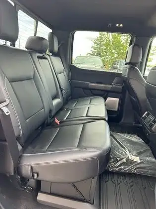 2025 Ford F-150 LARIAT 502A w/BLACK PKG, FX4 PKG & TOW/HAUL PKG in Cars & Trucks in Edmonton - Image 28