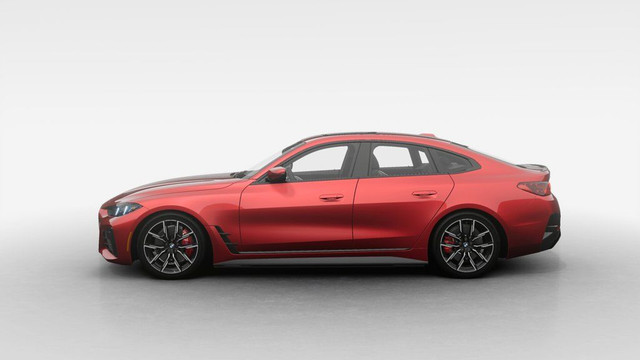 2025 BMW i4 eDrive35 Gran Coupe | M Sport | Premium Amélioré in Cars & Trucks in City of Montréal - Image 4