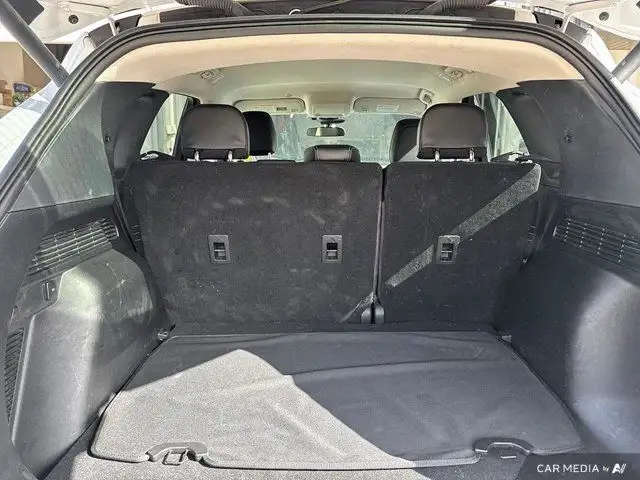 2021 Ford Escape SEL | AWD | Leather | Nav | Remote Start in Cars & Trucks in Saskatoon - Image 17