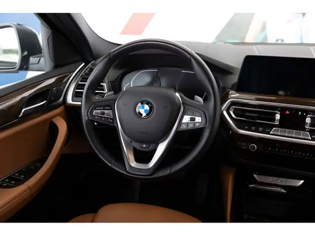 2022 BMW X4 xDrive30i in Cars & Trucks in Vancouver - Image 30