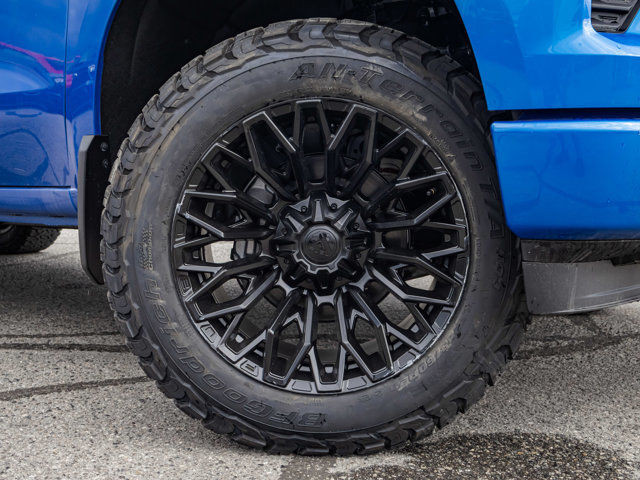 2025 Chevrolet Silverado 1500 RST | 2in Front Level Kit | 20x10 in Cars & Trucks in Kelowna - Image 3