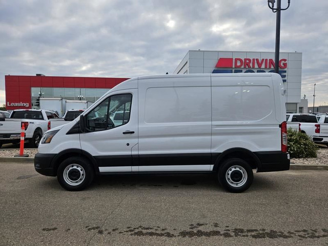 2023 Ford Transit Cargo Van T-250 130" Med Rf 9070 GVWR RWD, 3.5 in Cars & Trucks in St. Albert - Image 2