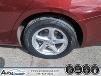 Engine: Moteur à 4 cylindres 1.5L/91CI L/100Km City: 8.7 L/100Km Hwy: 6.3 Safety Equipment Verrouill... (image 6)