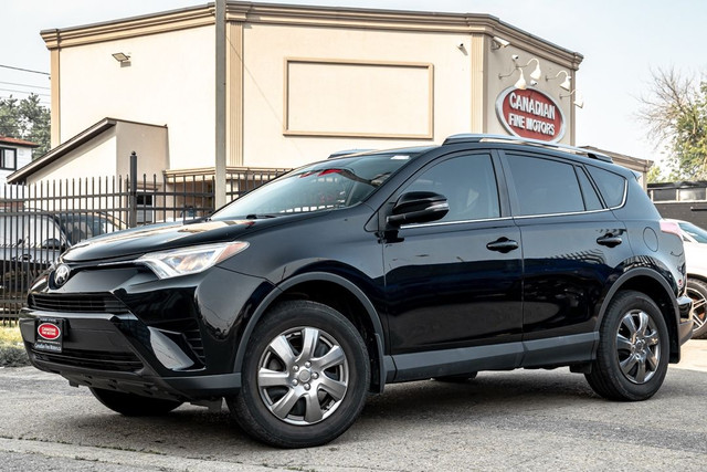2017 Toyota RAV4 LE | CAM | HEATED SEATS | BLUETOOTH | CD PLAYER in Cars & Trucks in City of Toronto - Image 2