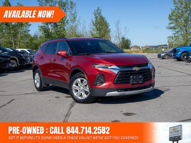 2019 Chevrolet Blazer True North - Leather-Wrapped Steering in Cars & Trucks in Belleville