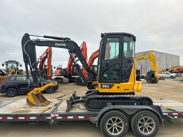 2023 DEERE 35G N/A in Heavy Equipment in Regina - Image 3