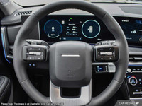 This Hyundai Santa Fe has a dependable Intercooled Turbo Regular Unleaded I-4 2.5 L/152 engine power... (image 9)