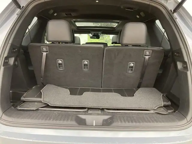 2023 Honda Pilot Black Edition AWD | AC Seats | Heated Seats in Cars & Trucks in Hamilton - Image 20