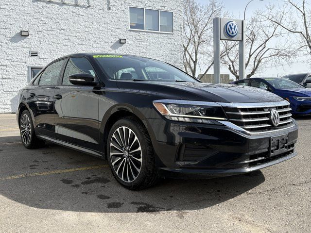 2022 Volkswagen Passat 2.0T Highline in Cars & Trucks in Calgary