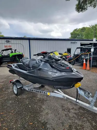 APPLY NOW: https://www.ridecollective.ca/get-pre-approved The 2022 SEA-DOO RXT-X 300 is a high-perfo...