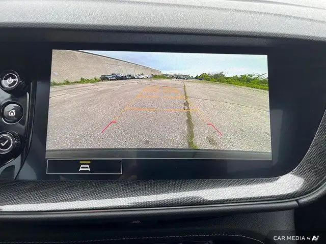2022 Buick Envision Essence in Cars & Trucks in Guelph - Image 27