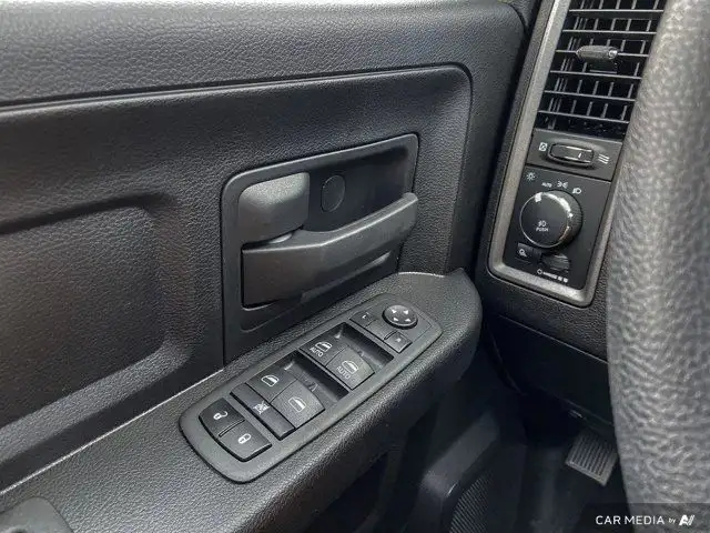 2024 Ram 1500 Classic Tradesman | 5.7L HEMI VVT V8 ENGINE dans Autos et camions dans Ville d’Edmonton - Image 22