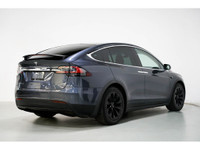 The 2016 Tesla Model X 75D is a Local Ontario Vehicle with Clean Carfax report. It's an all-electric... (image 6)