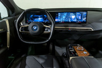 Francais: * Ensemble Premium * Ensemble Sport * Commandes en verre avec console en noyer * Gris Oxyd... (image 9)