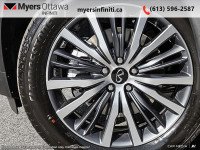 Leather Seats! This Infiniti QX60 has a rich look and excellent interior space. This Infiniti QX60 i... (image 5)