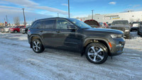 This Jeep Grand Cherokee is equipped with: Capri Leatherette Seats w/Perforated Inserts, CommandView... (image 5)
