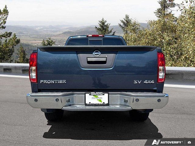 2017 Nissan Frontier SV | Low KM | Four Wheel Drive in Cars & Trucks in Cowichan Valley / Duncan - Image 4
