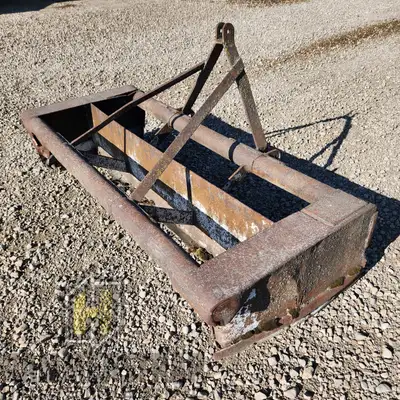 CIMARRON 86 inch 3 Point Hitch Box Blade Attachment 86 inch wide 3 point hitch Blades and other atta...