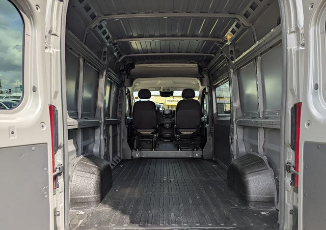 2023 Ram ProMaster Cargo Van 1500 High Roof 136" WB, 3.6L V6 Gas in Cars & Trucks in Saskatoon - Image 4