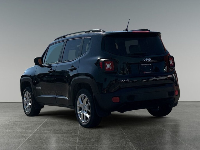 2016 Jeep Renegade 4WD 4dr North in Cars & Trucks in Calgary - Image 4