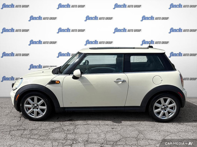 2008 Mini Cooper 6 SPEED MANUAL | VERY FUN TO DRIVE in Cars & Trucks in London - Image 4