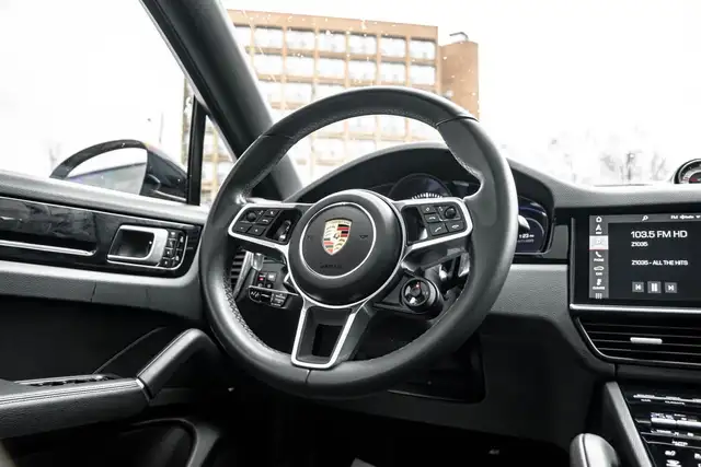 2021 Porsche Cayenne AWD COUPE PANO SPORT PKG NAVI 360 CAM dans Autos et camions dans Ville de Toronto - Image 22