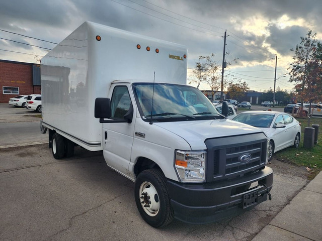  2022 Ford E-450 E-450 - 16Ft - V8 Gas - Lift Gate - Bluetooth in Cars & Trucks in City of Toronto - Image 3