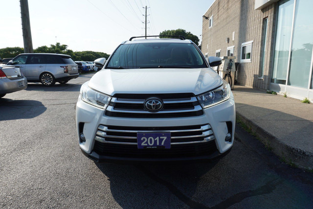 2017 Toyota Highlander in Cars & Trucks in Oakville / Halton Region - Image 2
