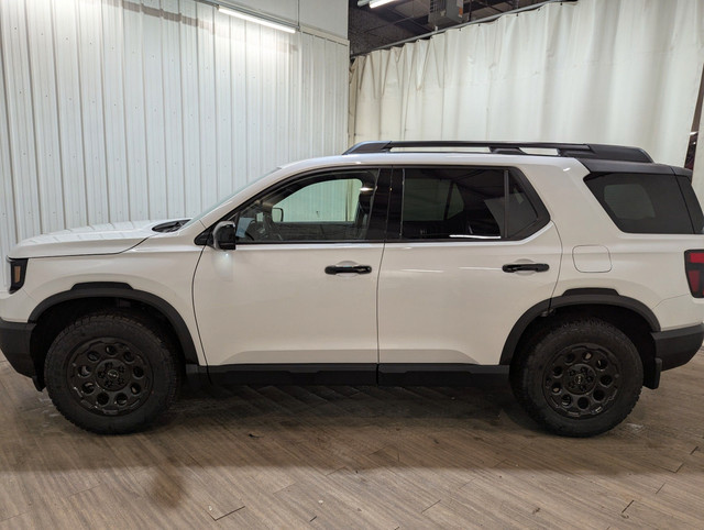 2026 Honda Passport TrailSport Touring Blackout in Cars & Trucks in Calgary - Image 4