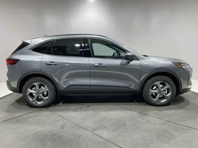 2025 Ford Escape ST-Line - 300A in Cars & Trucks in Strathcona County - Image 15