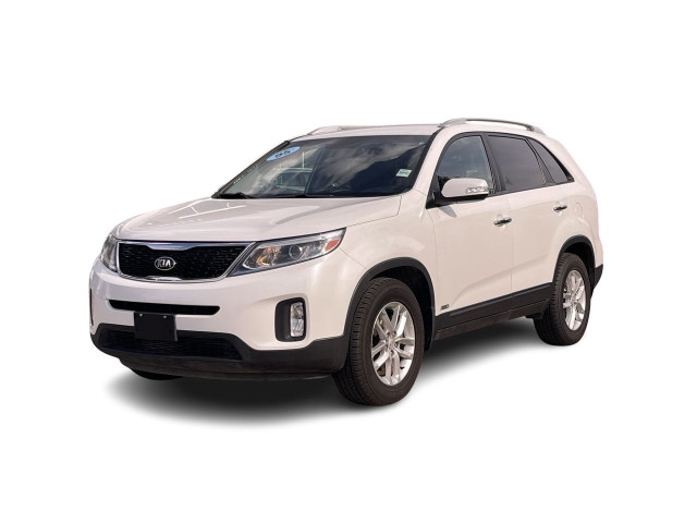 2015 Kia Sorento 2.4L LX AWD at Heated Seats, Bluetooth in Cars & Trucks in Calgary - Image 2