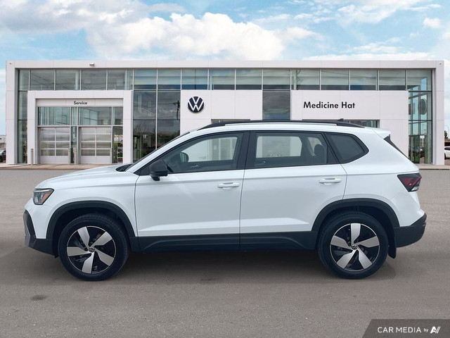 2025 Volkswagen Taos Trendline 4MOTION Turbo Engine, Apple CarPl in Cars & Trucks in Medicine Hat - Image 4