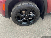 This Jeep Grand Cherokee L delivers a Regular Unleaded V-6 3.6 L/220 engine powering this Automatic... (image 9)