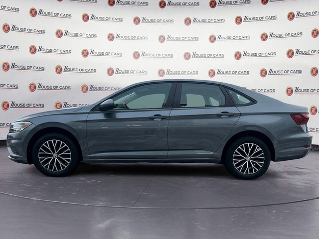  2020 Volkswagen Jetta Highline in Cars & Trucks in Calgary - Image 2