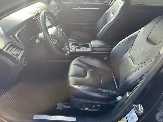 2019 Ford Fusion Hybrid Titanium, Hybrid, Navi, Sunroof, Camera, in Cars & Trucks in Mississauga / Peel Region - Image 13