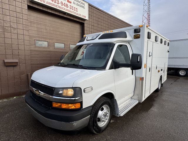 2019 Chevrolet Express 4500 Ambulance in Cars & Trucks in Calgary - Image 2