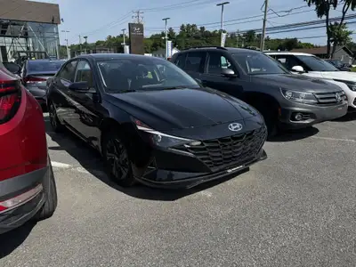 Hyundai Elantra Preferred Auto Tissu Mags Sièges Chauffant 2022 à vendreJAMAIS ACCIDENTÉ & BAS KILOM...