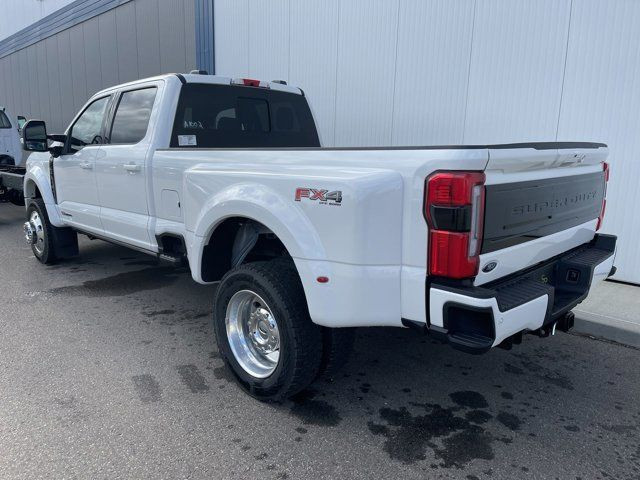 2025 Ford Super Duty F-450 DRW Platinum in Cars & Trucks in Strathcona County - Image 3