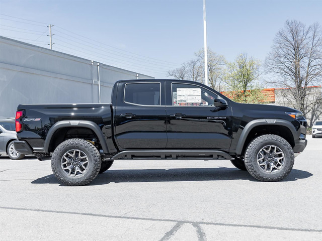 2025 Chevrolet Colorado ZR2- Off-Road Assist Steps | HD Surround in Cars & Trucks in Markham / York Region - Image 4