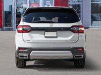 Engine: 3.5L 6cyl. L/100Km City: 12.4 L/100Km Hwy: 9.3 (image 4)