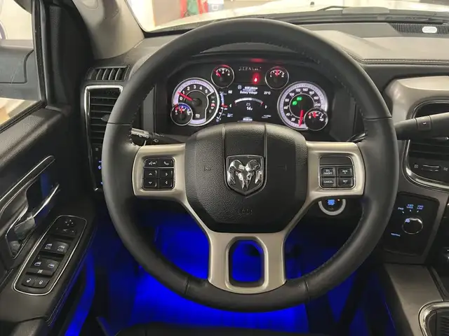 2018 Ram 2500 LARAMIE 6.7 DSL 4X4 | LIFT | FUEL RIMS | LOW KMS! dans Autos et camions dans Lloydminster - Image 25