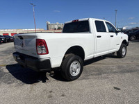 One Owner Trade In**Ram 2500**Tradesman**4x4**Crew Cab**6.7L Cummins Diesel**3.73 Axle Ratio**40/20/... (image 7)