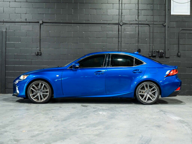 2018 Lexus IS IS 300 AWD in Cars & Trucks in Mississauga / Peel Region - Image 4