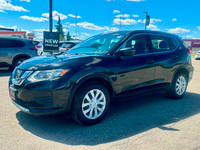 ?The 2017 Nissan Rogue S Front-Wheel Drive FWD is a well-rounded compact SUV that offers Canadian dr... (image 3)