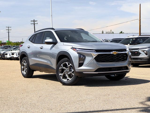 2025 Chevrolet Trax LT in Cars & Trucks in Edmonton - Image 2