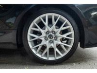 2022 Lexus RC300 AWD Coupe Low mileage RC300 coupe with only 15,000 kilometers from new! All-wheel-d... (image 9)